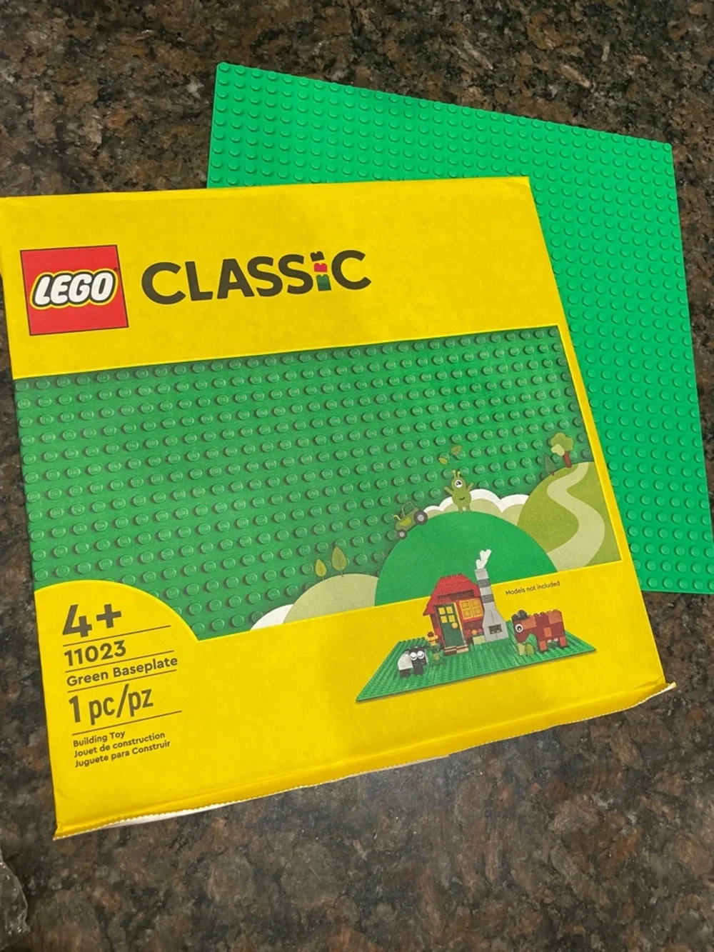 Lego Mixed Bricks and Minifigure Parts - Yellow, Red, Blue, Green, Black, White